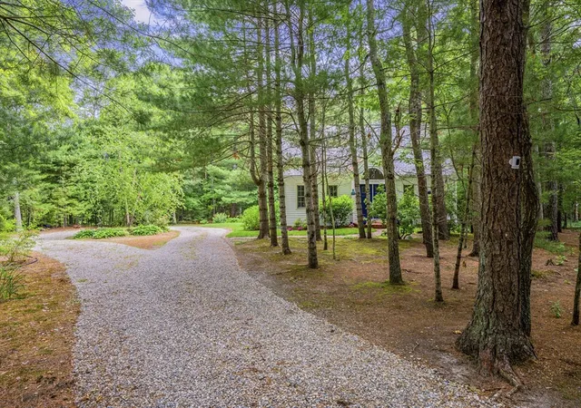 4th image of 20 Shannon Way, Centerville, MA 02632 | MLS# 73544332