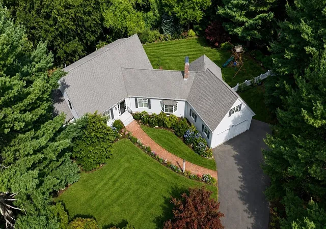 Photo 2 of Sale Pending at 25 Clearwater Dr, Westwood, MA 02090 | MLS# 73569091 | Listing updated on 2026-09-22