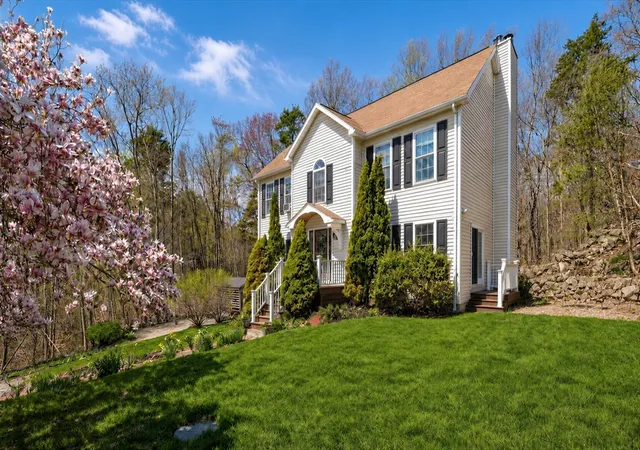 1st image of 25 Magnolia Ave, Manchester, MA 01944 | MLS# 73521623