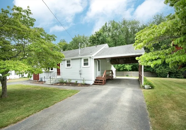 Homes for sale in Randolph, MA | 18 Oakwood Dr, Randolph, MA 02368 | MLS# 73547096