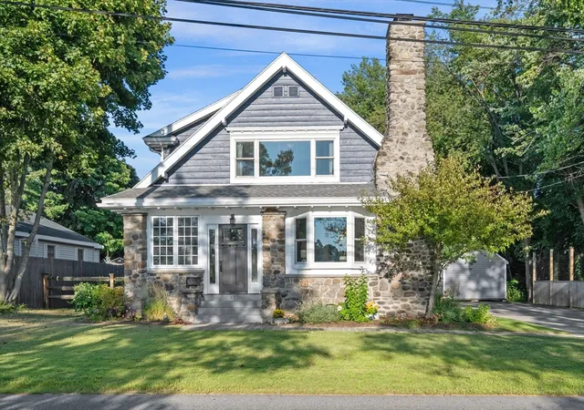 2nd image of 67 Pond St, Georgetown, MA 01833 | MLS# 73567672