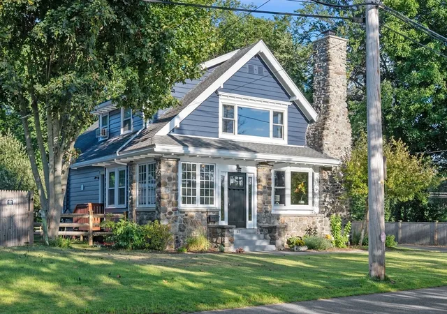 4th image of 67 Pond St, Georgetown, MA 01833 | MLS# 73567672