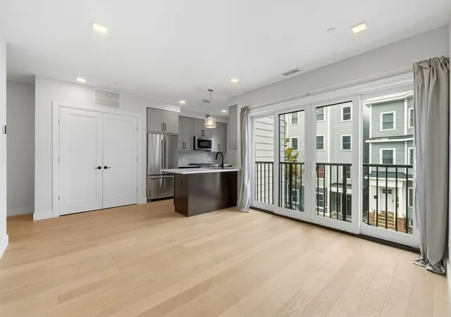 Photo 2 of Condo for sale at 287 Maverick St #U202, Boston, MA 02128 | MLS# 73546931 | Listing updated on 2026-09-12
