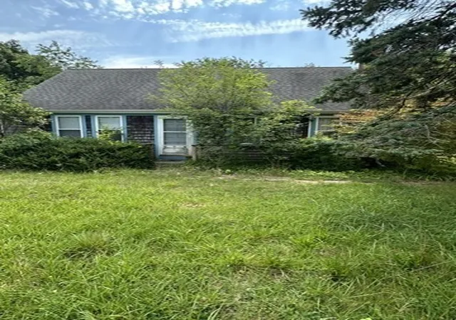 1st image of 865 Sandwich Road, East Falmouth, MA 02536 | MLS# 73563468