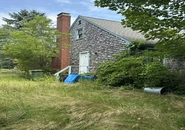 3rd image of 865 Sandwich Road, East Falmouth, MA 02536 | MLS# 73563468