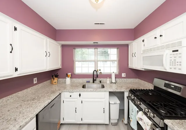 Photo 2 of Sale Pending at 506 Edgebrook Dr #506, Boylston, MA 01505 | MLS# 73562401 | Listing updated on 2026-09-01