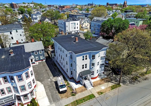 Homes for sale in Lynn, MA | 35 37 Park St, Lynn, MA 01902 | MLS# 73519410