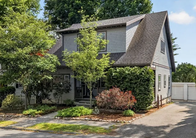 Homes for sale in Wellesley, MA | 20 Hill Top Rd, Wellesley, MA 02482 | MLS# 73539867