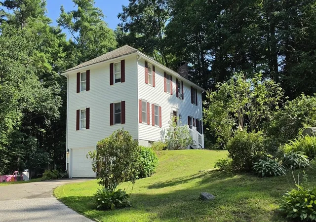 Photo 1 of Single family home for sale at 2 Greenleaf Dr, Exeter, NH 03833 | MLS# 73560723 | Listing updated on 2026-09-18
