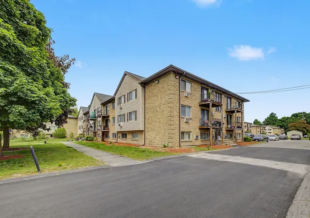 1st image of 351 Pawtucket Blvd #7, Lowell, MA 01854 | MLS# 73524997