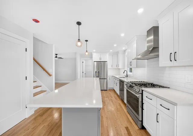Photo 2 of Sale Pending at 14 Neillian Way #14, Bedford, MA 01730 | MLS# 73560835 | Listing updated on 2026-08-26