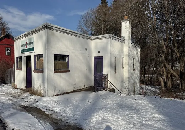 Homes for sale in Palmer, MA | 54 Commercial St, Palmer, MA 01069 | MLS# 73465001