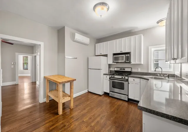 3rd image of 74 Trull St, Somerville, MA 02145