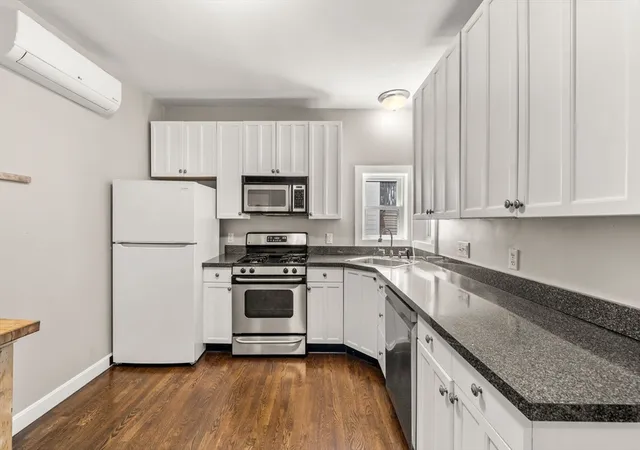 4th image of 74 Trull St, Somerville, MA 02145