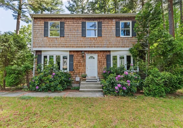 Photo 1 of Sale Pending at 7 Sharon Ave, Norfolk, MA 02056 | MLS# 73528194 | Listing updated on 2026-09-04