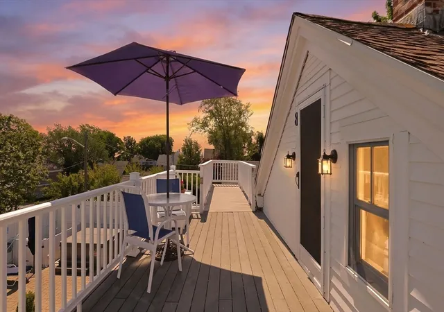21st image of 15 Cottage St #8, Provincetown, MA 02657 | MLS# 73553247