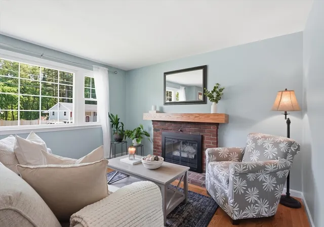 Homes for sale in Westford, MA | 15 Newport Dr, Westford, MA 01886 | MLS# 73533003