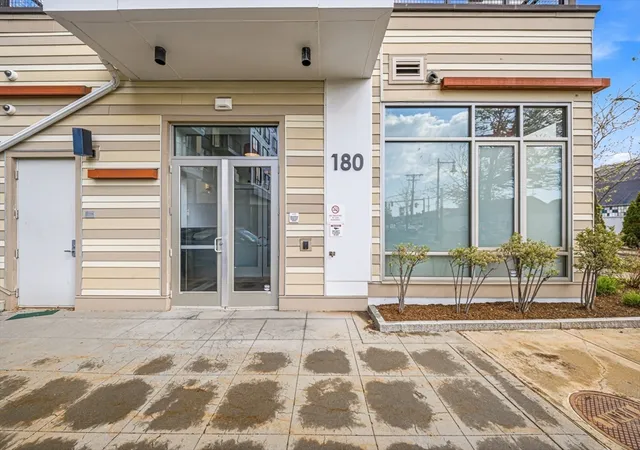 2nd image of Telford 180 Condominium, Brighton, MA 02135