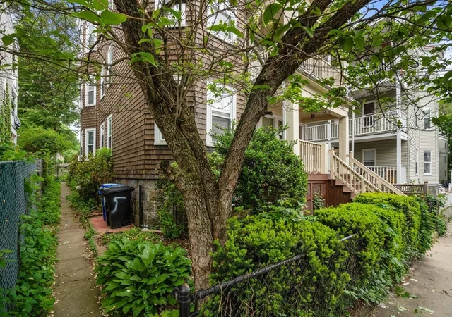 5th image of 5 Lafield, Boston, MA 02122 | MLS# 73528345