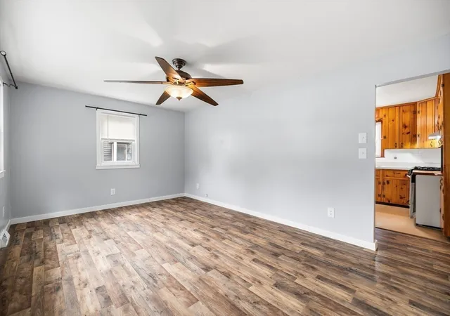 image of 21 Lafayette St, Amesbury, MA 01913 | MLS# 73551218