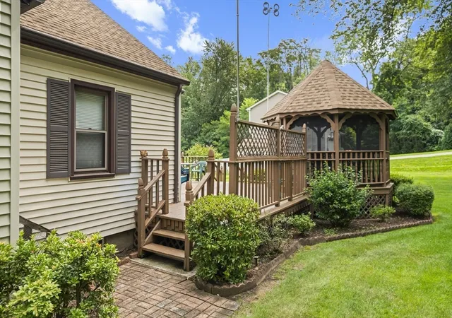 Photo 4 of Sale Pending at 59 Federal Street, Agawam, MA 01001 | MLS# 73569821 | Listing updated on 2026-09-15