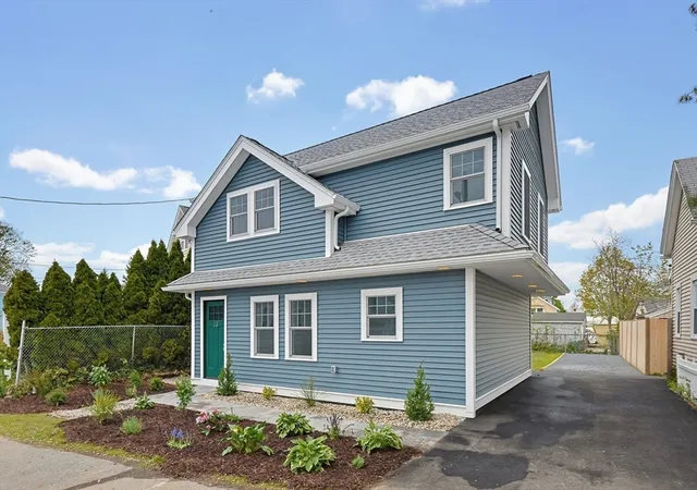 3rd image of 33 Jefferson, Riverside, RI 02915 | MLS# 73515613