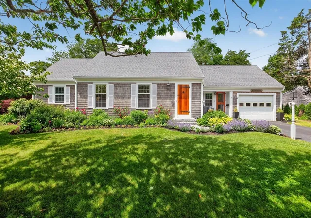 Homes for sale in Yarmouth Port, MA | 25 Gingerbread Ln, Yarmouth Port, MA 02675 | MLS# 73540942