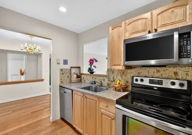 Homes for sale in Woburn, MA | 269 Cambridge Rd #608, Woburn, MA 01801 | MLS# 73541334