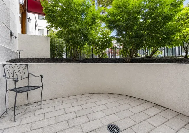 2nd image of 33 Brainerd Rd, Allston, MA 02134