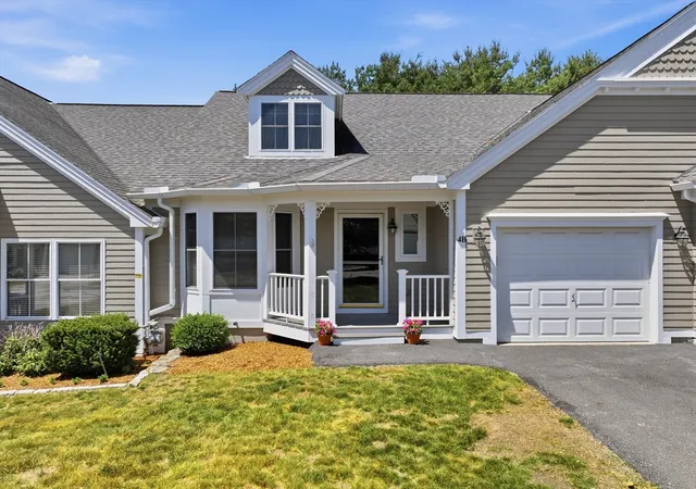 Homes for sale in Hudson, MA | 4 Autumn Dr #B, Hudson, MA 01749 | MLS# 73538514