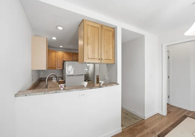 Homes for sale in Hudson, MA | 4 Autumn Dr, Hudson, MA 01749