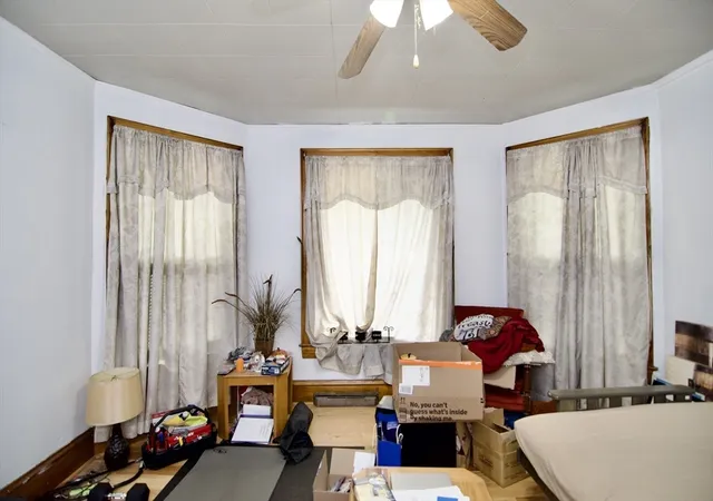 5th image of 33 Noble St, Westfield, MA 01085 | MLS# 73545092