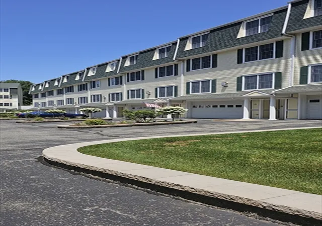 21st image of 14 Dansereau Pl #14, Middleton, MA 01949 | MLS# 73546428