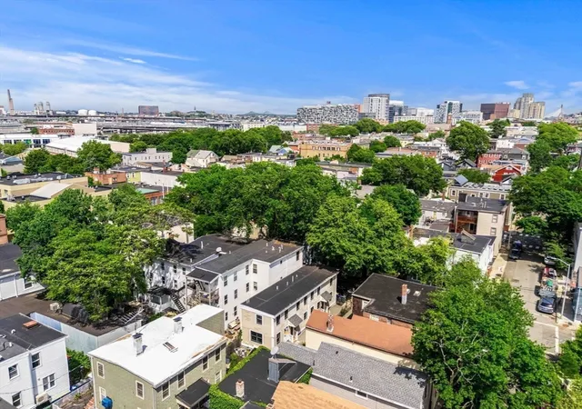 Listing Photo 2 - Condo for sale in building located at 11 8th, Cambridge, MA 02141 - Unit #1