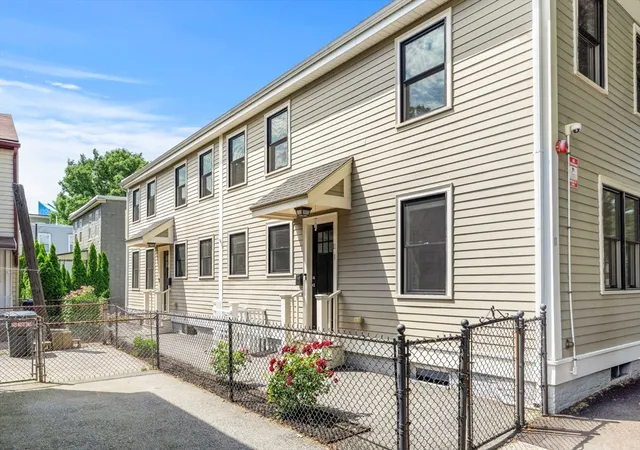 Photo 2 of Sale Pending at 11 8th #1, Cambridge, MA 02141 | MLS# 73535042 | Listing updated on 2026-09-05