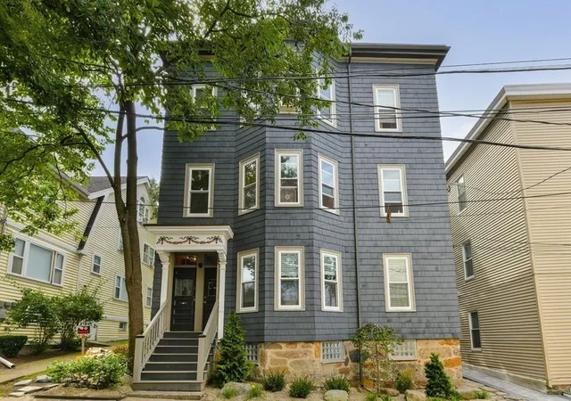 2nd image of 1 Boylston Pl, Jamaica Plain, MA 02130