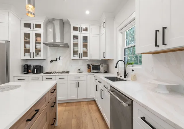 Photo 4 of Single family home for sale at 9 Flanagan Dr, Shrewsbury, MA 01545 | MLS# 73564862 | Listing updated on 2026-09-12