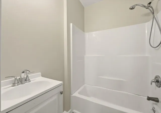5th image of 303 Cohannet St, Taunton, MA 02780 | MLS# 73475911