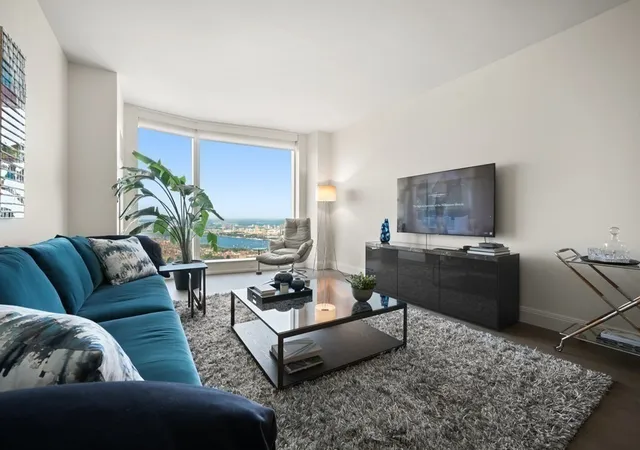 4th image of 240 Devonshire Street #5103, Boston, MA 02110 | MLS# 73494986