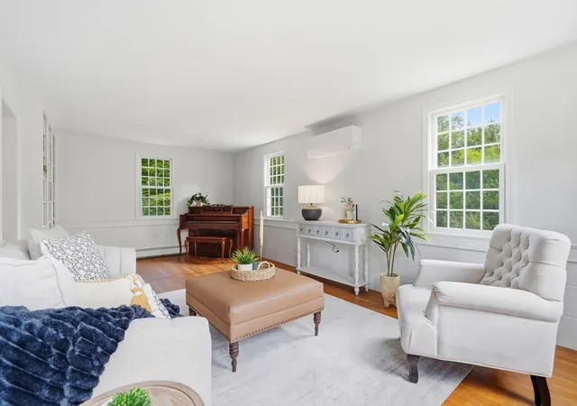 4th image of 297 Holly Rd, Marshfield, MA 02050 | MLS# 73556092