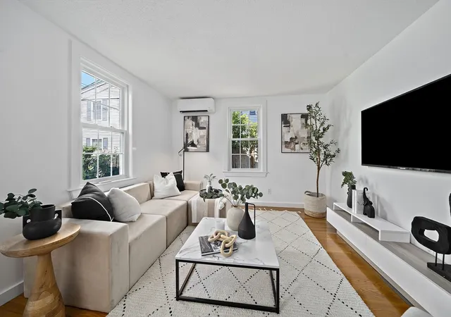 3rd image of 312 Hunnewell Street #1, Needham Heights, MA 02494 | MLS# 73547703