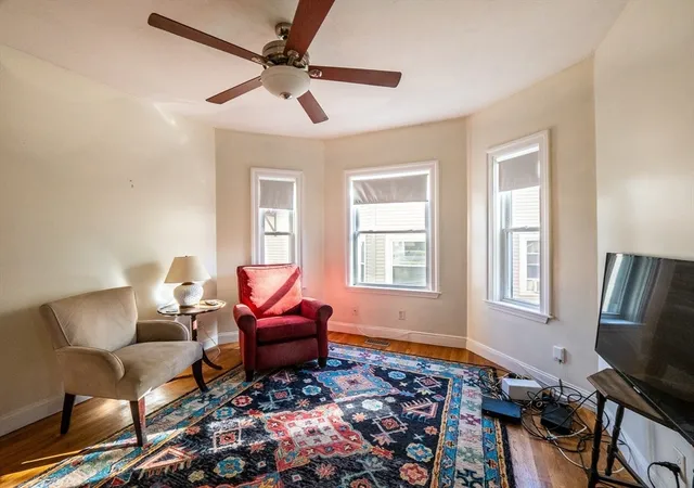 Listing Photo 4 - Condo for sale in building located at 70-72 Wrentham St, Boston, MA 02124