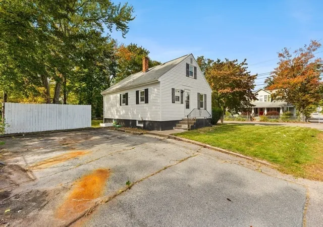 Photo 3 of Single family home for sale at 26 Lamb St, Attleboro, MA 02703 | MLS# 73559142 | Listing updated on 2026-08-16