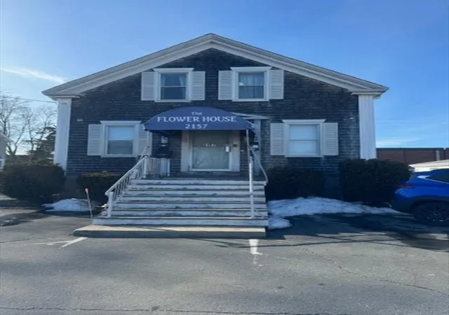 Homes for sale in New Bedford, MA | 2157 Acushnet Ave, New Bedford, MA 02745 | MLS# 73505916