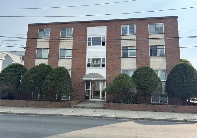 2nd image of 12 Woodland St #22, Everett, MA 02149 | MLS# 73549825