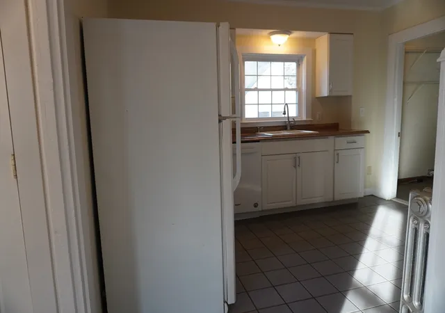 3rd image of 28 Court Street, Mansfield, MA 02048 | MLS# 73543398