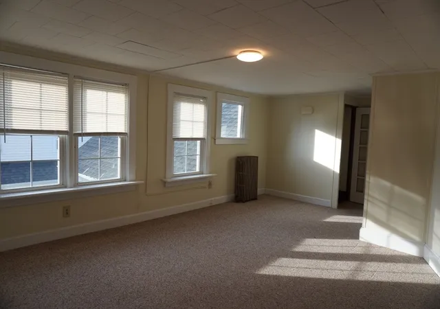 4th image of 28 Court Street, Mansfield, MA 02048 | MLS# 73543398