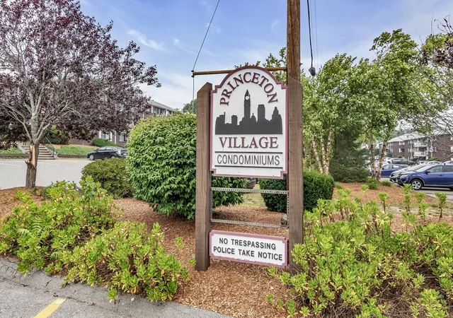2nd image of 262 E Haverhill St, Lawrence, MA 01841