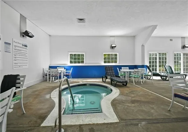 34th image of 96 Songbird Ln, Tiverton, RI 02878 | MLS# 73527363