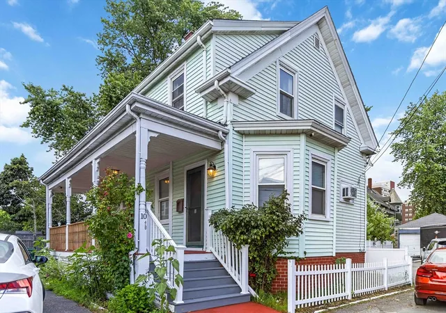 Photo 1 of Sale Pending at 10 Cobbet Pl, Lynn, MA 01902 | MLS# 73555225 | Listing updated on 2026-09-17